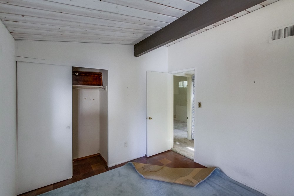 Virtual tour photo 28 of 38 for 8747 Lake Ashmere Dr