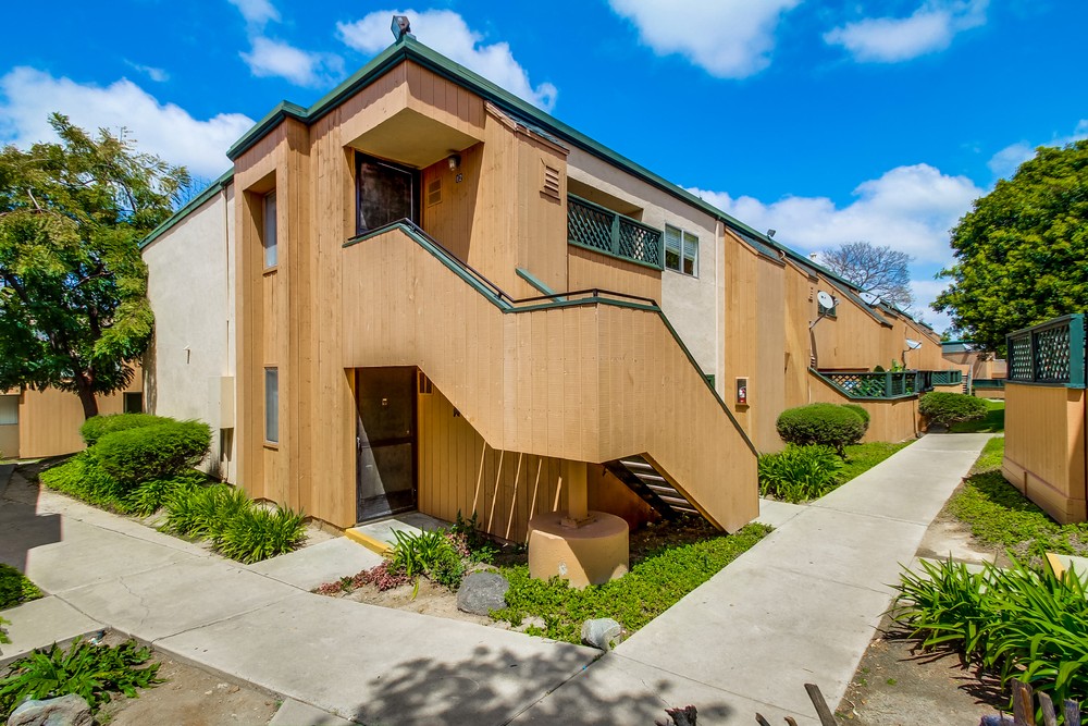 Virtual tour photo 1 of 35 for 8749 Lake Murray Blvd #12