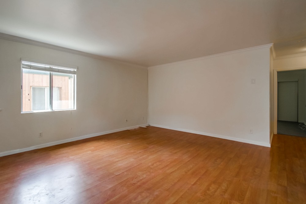 Virtual tour photo 5 of 35 for 8749 Lake Murray Blvd #12
