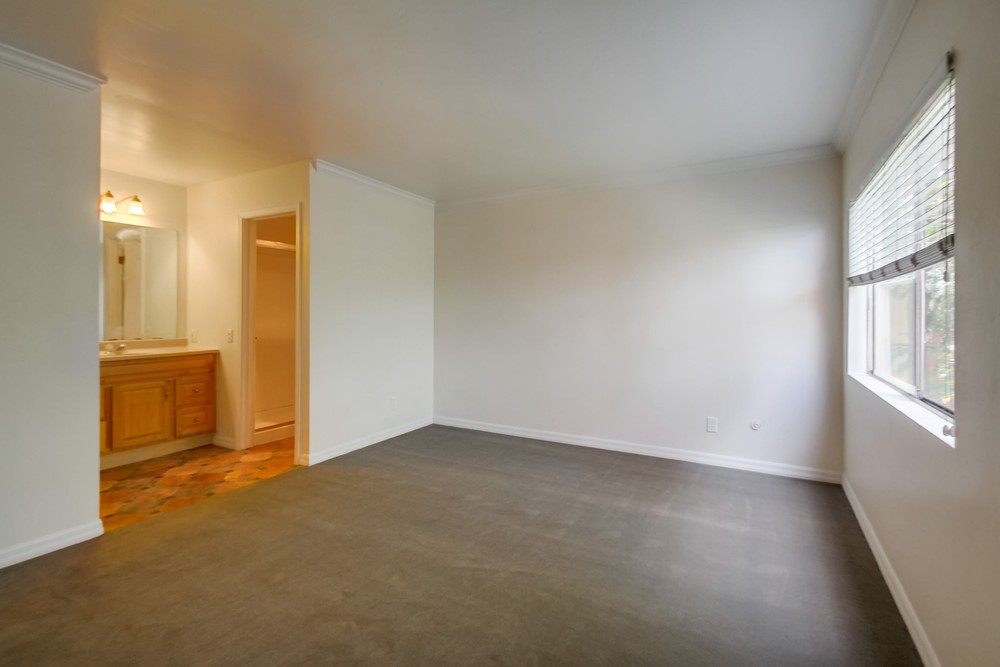 Virtual tour photo 20 of 35 for 8749 Lake Murray Blvd #12