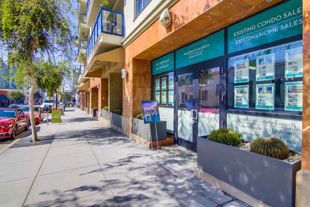Virtual tour photo 5 of 38 for 875 G street #409 