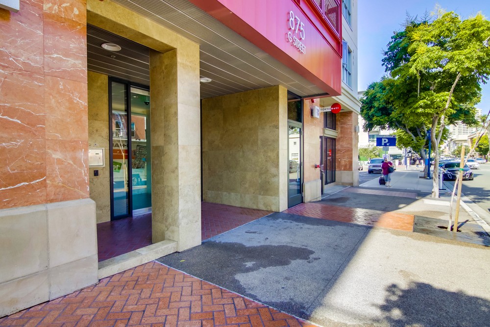 Virtual tour photo 6 of 38 for 875 G street #409 