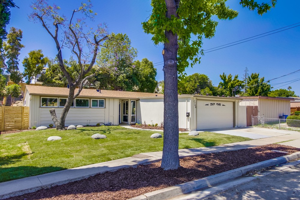 Virtual tour photo 3 of 57 for 8766 Tommy Dr