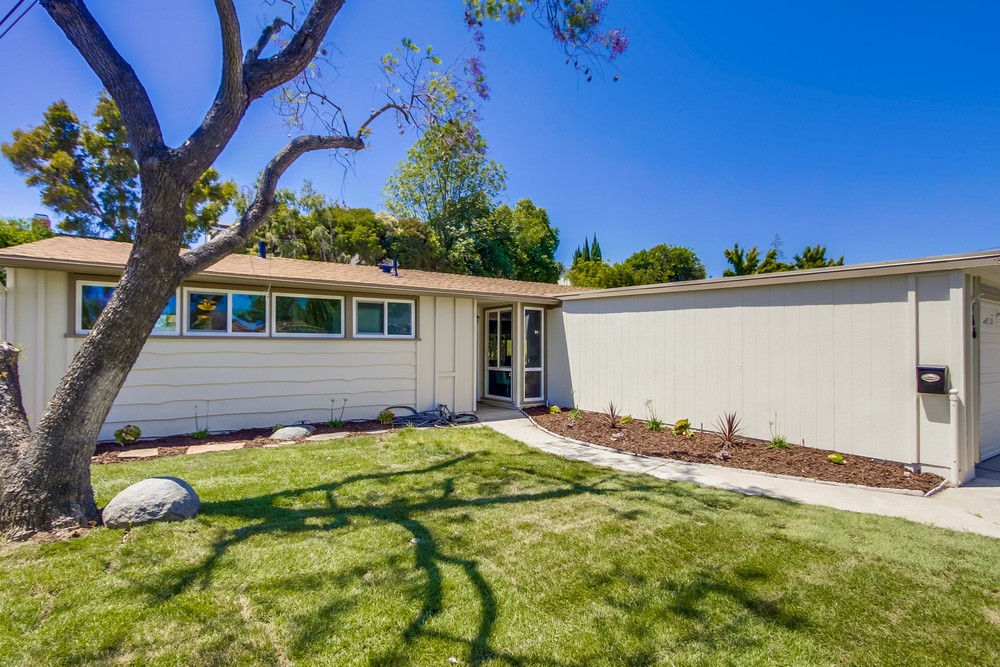 Virtual tour photo 7 of 57 for 8766 Tommy Dr