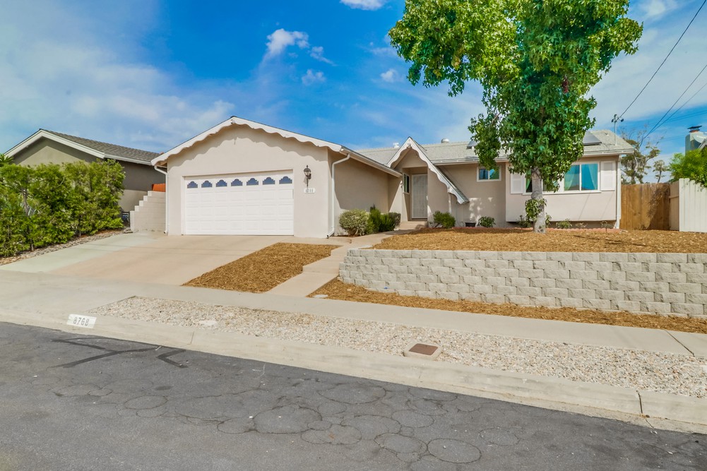 Virtual tour photo 1 of 46 for 8768 Cairo Ct