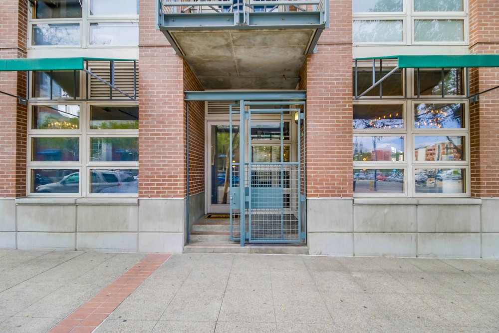 Virtual tour photo 5 of 40 for 877 Island Ave #101