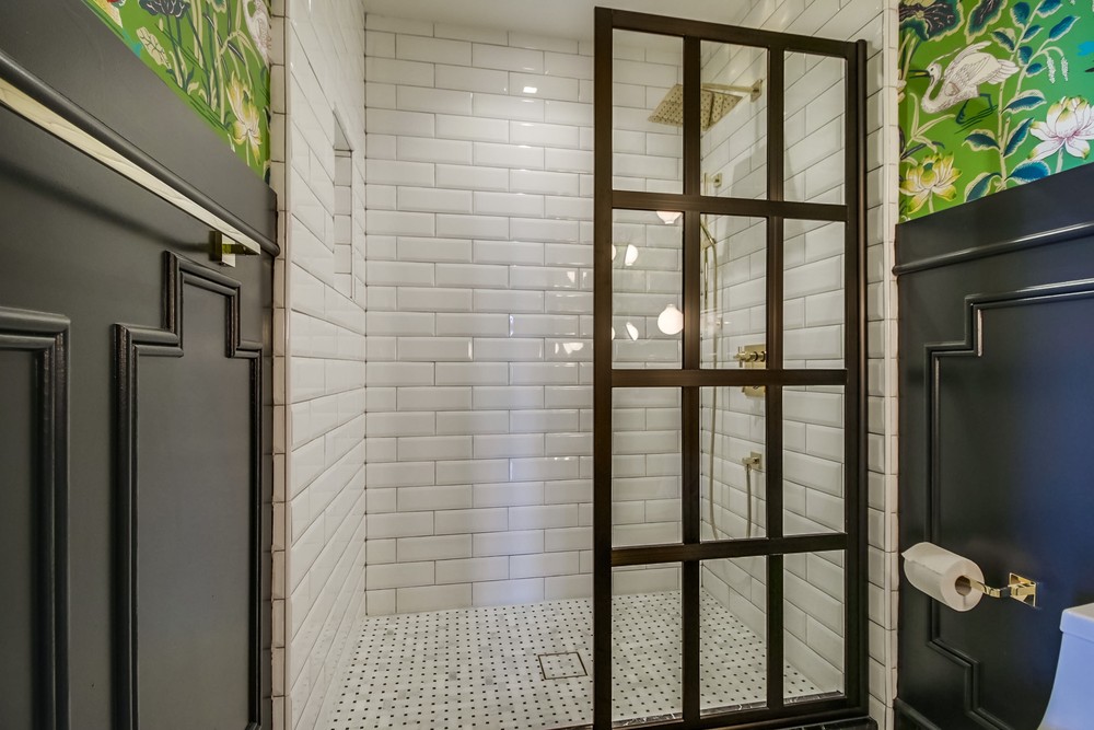 Virtual tour photo 36 of 40 for 877 Island Ave #101