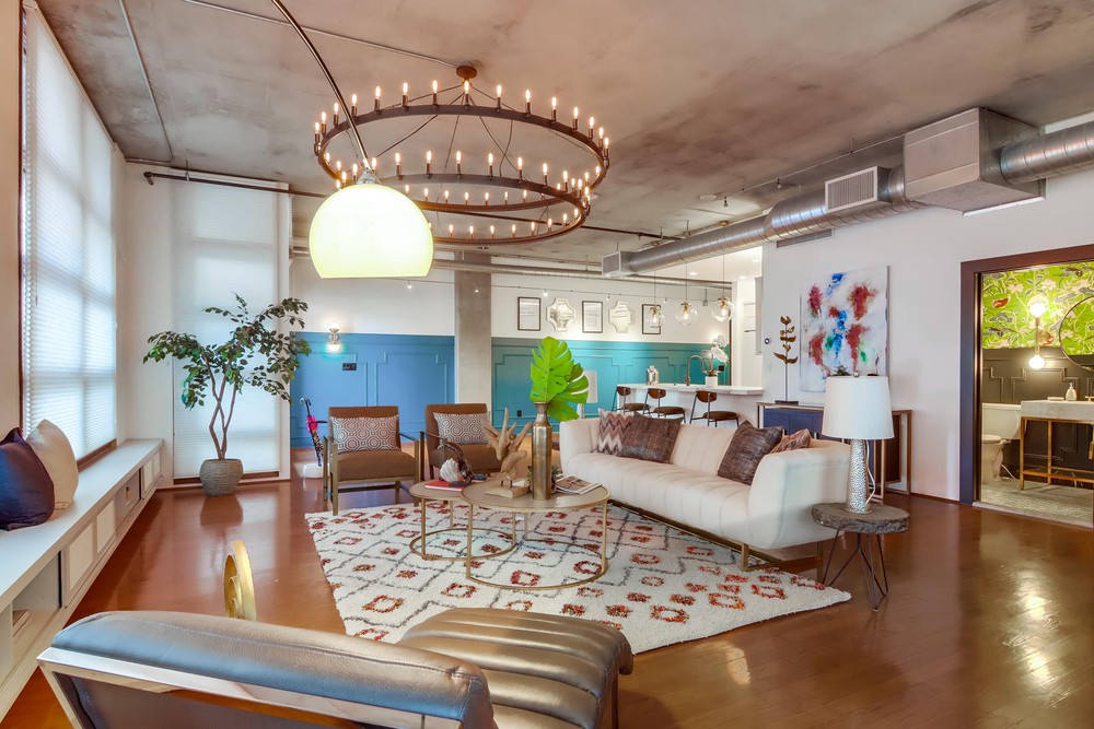 Virtual tour photo 17 of 56 for 877 Island Ave