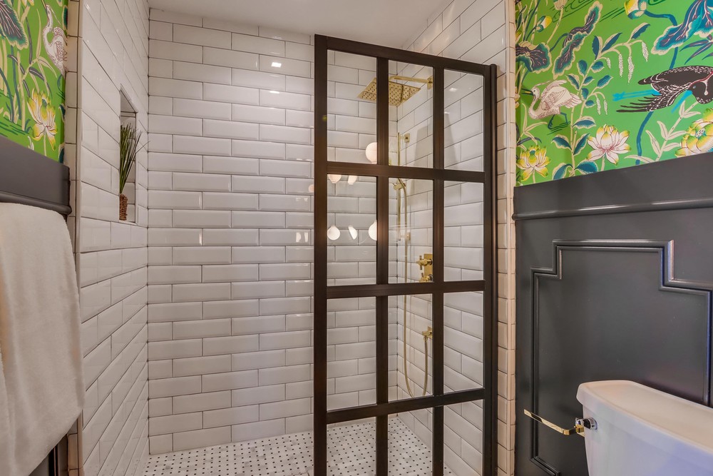 Virtual tour photo 40 of 56 for 877 Island Ave