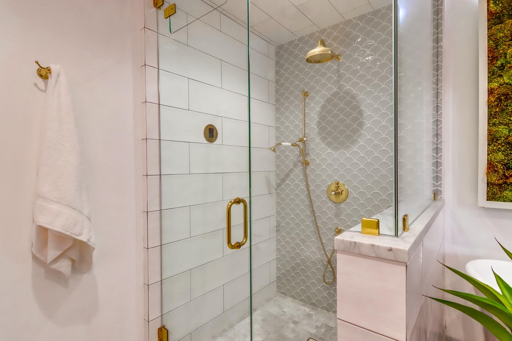 Virtual tour photo 53 of 56 for 877 Island Ave