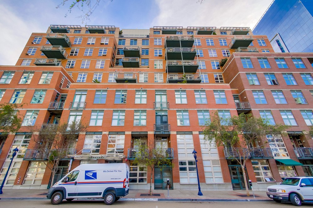 Virtual tour photo 4 of 57 for 877 Island Ave #707