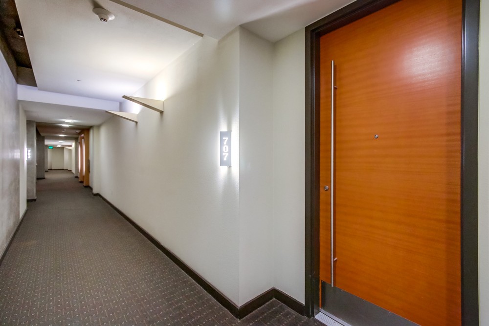 Virtual tour photo 11 of 57 for 877 Island Ave #707