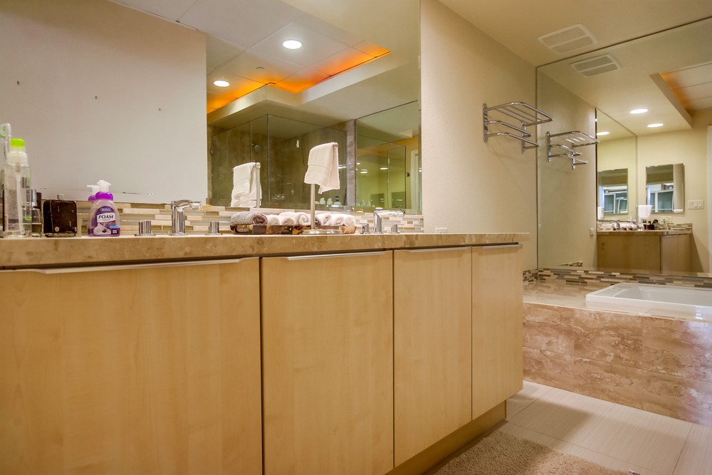 Virtual tour photo 29 of 57 for 877 Island Ave #707