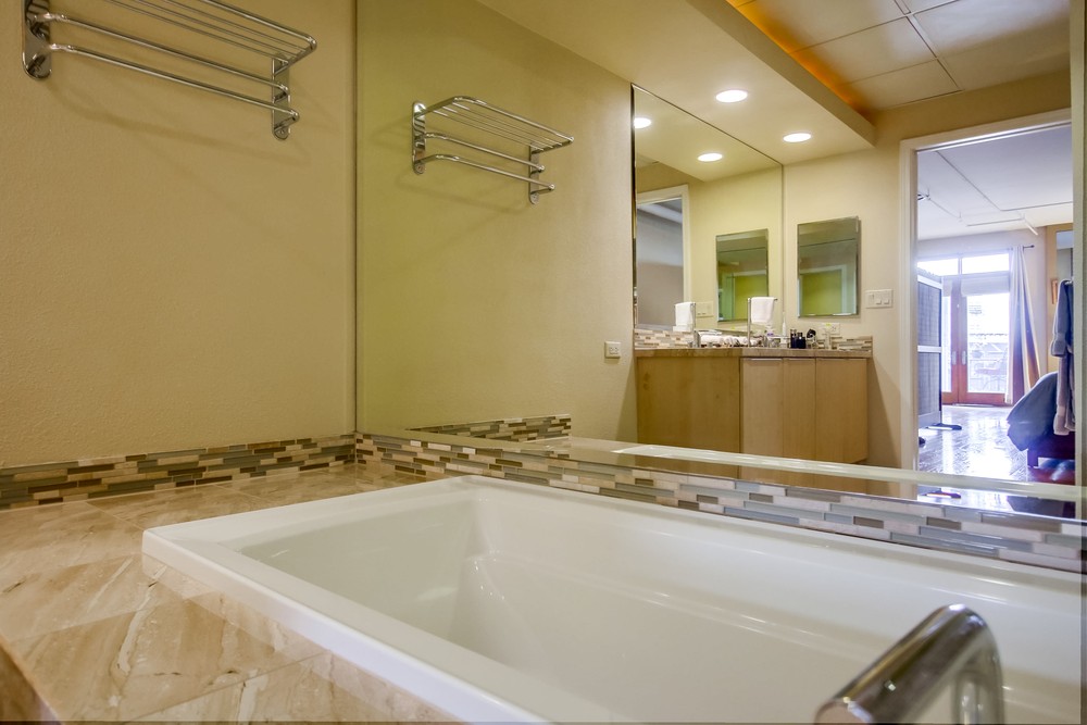 Virtual tour photo 31 of 57 for 877 Island Ave #707