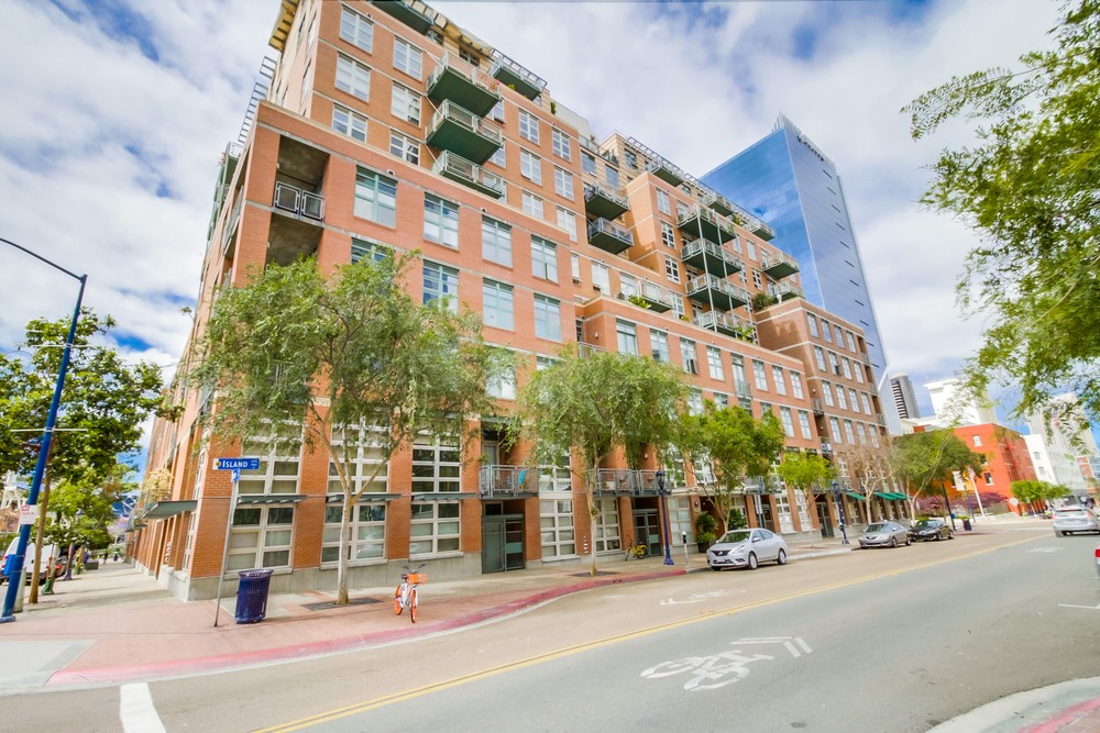 Virtual tour photo 1 of 34 for 877 Island Ave UNIT 310