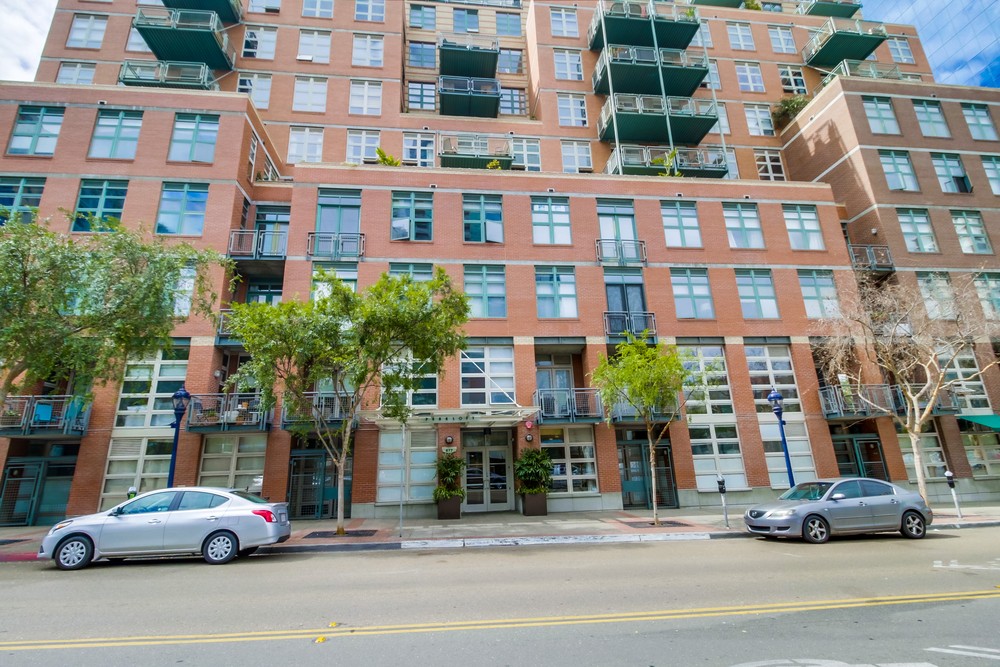 Virtual tour photo 3 of 34 for 877 Island Ave UNIT 310
