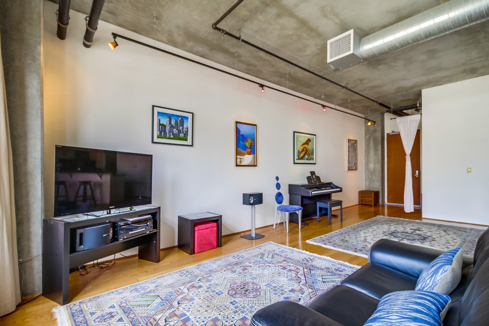 Virtual tour photo 13 of 34 for 877 Island Ave UNIT 310