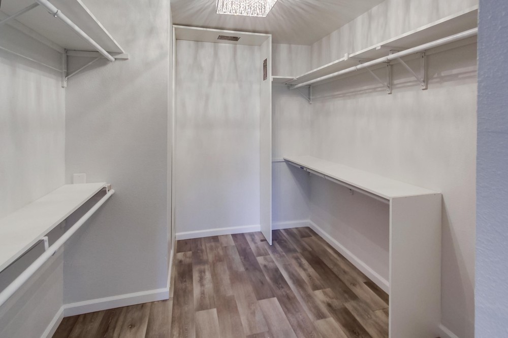 Virtual tour photo 27 of 35 for 8785 Navajo Rd UNIT 10