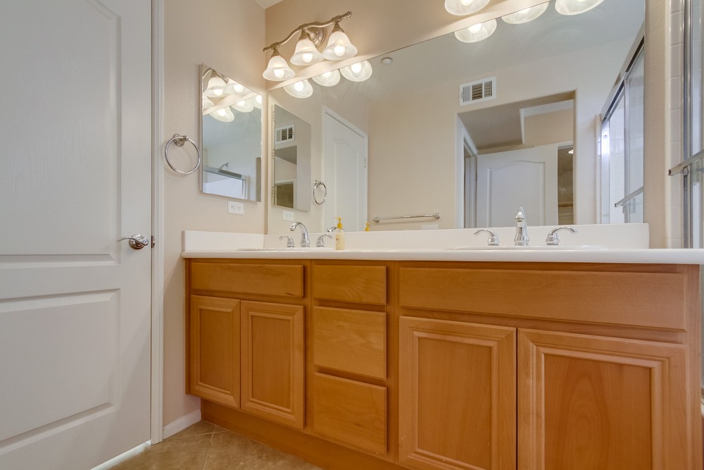 Virtual tour photo 27 of 28 for 8799 Promenade N Pl
