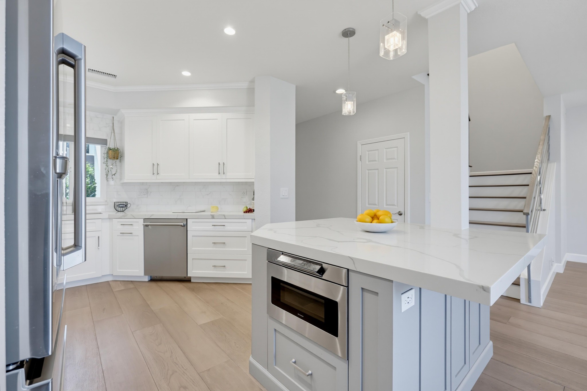 Virtual tour photo 14 of 86 for 88 Baycrest Ct