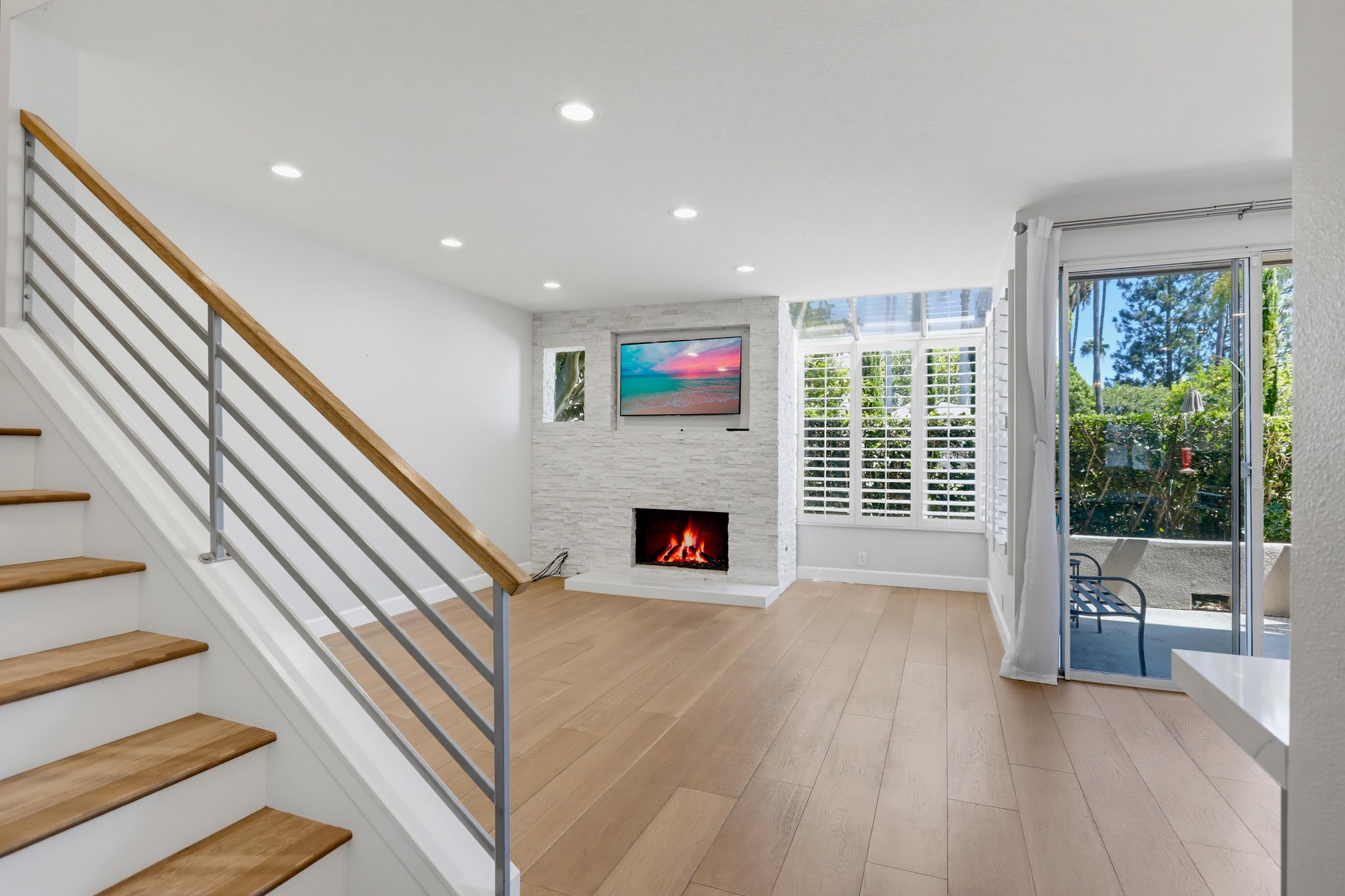 Virtual tour photo 32 of 86 for 88 Baycrest Ct