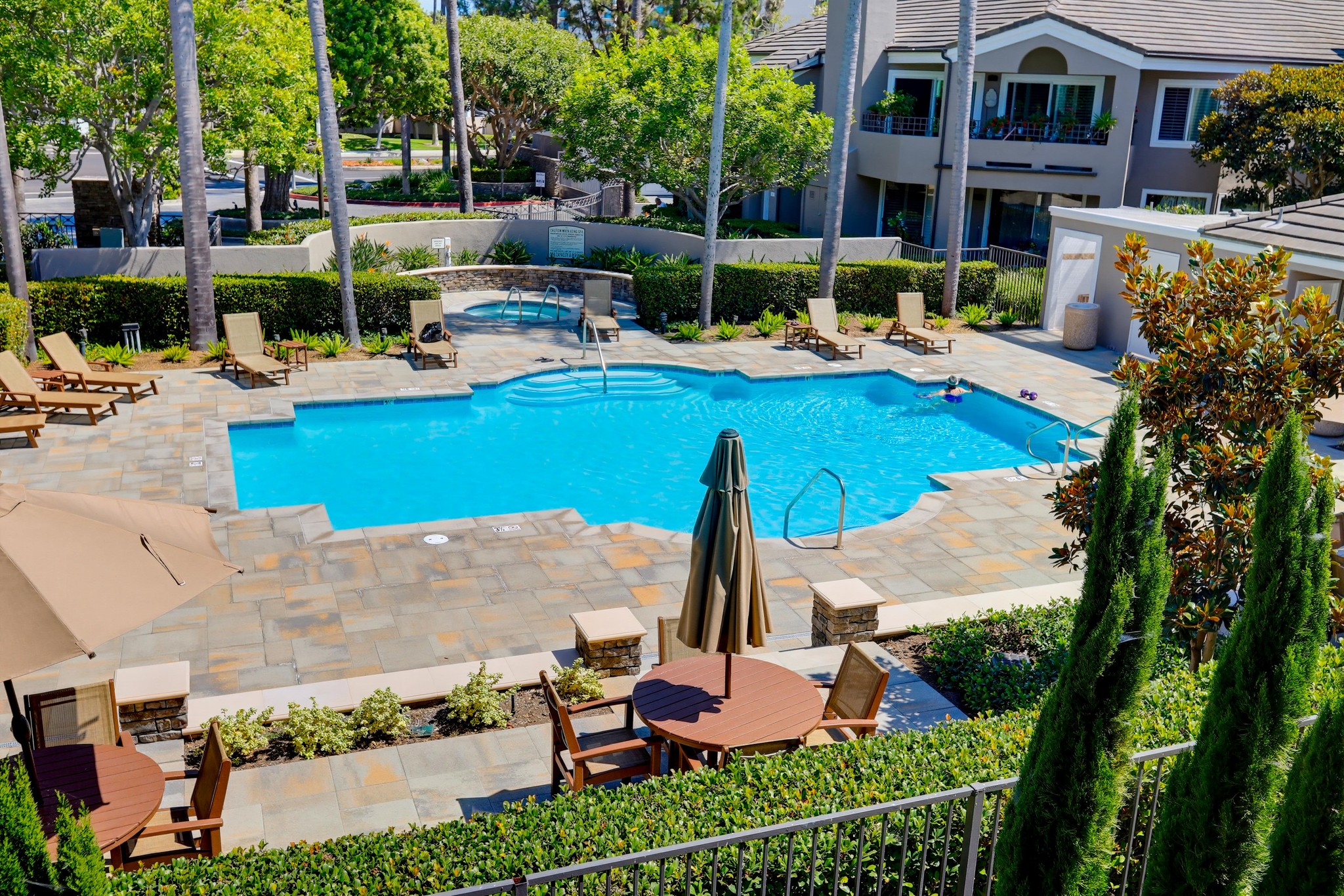 Virtual tour photo 66 of 86 for 88 Baycrest Ct