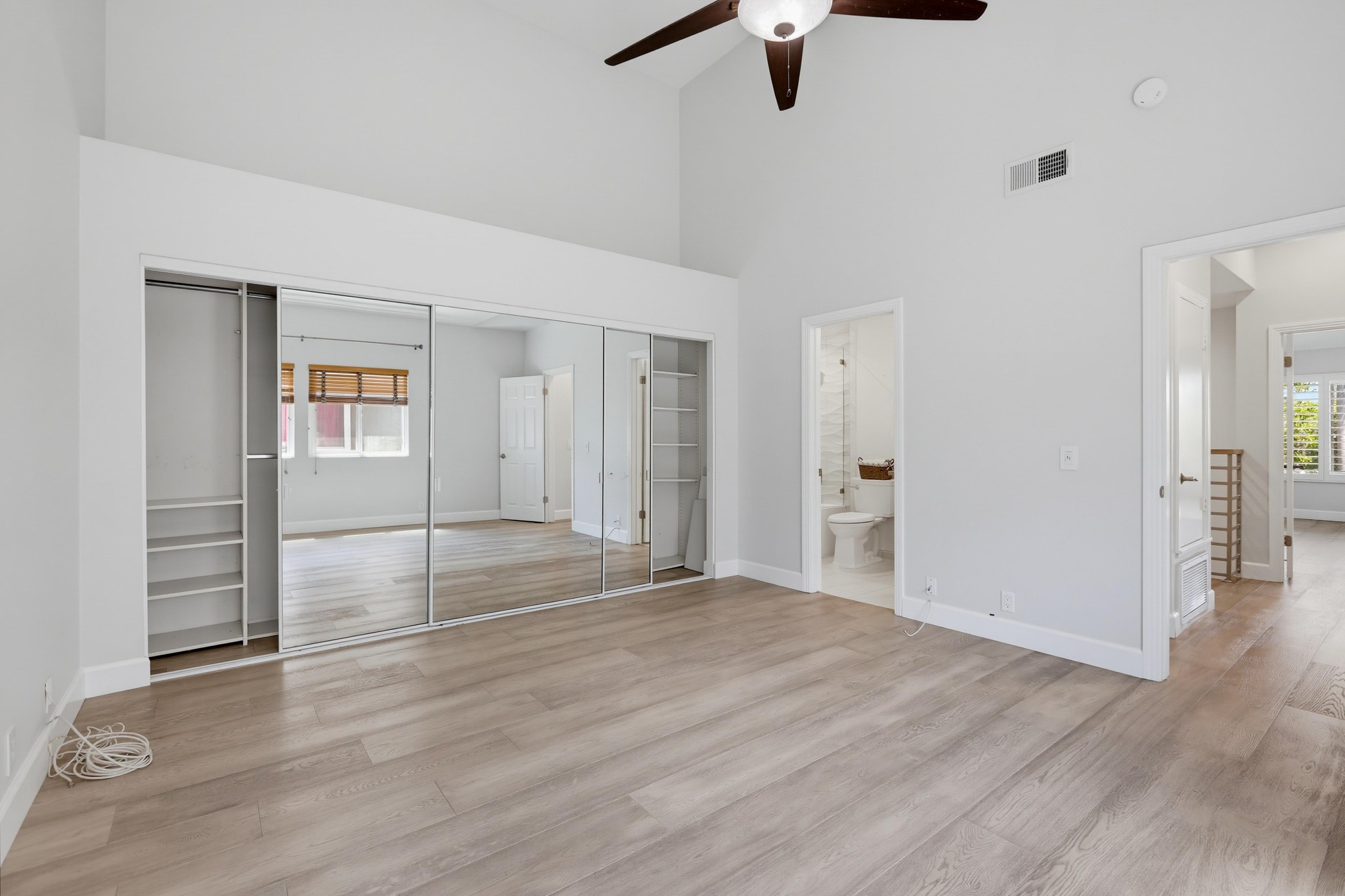 Virtual tour photo 70 of 86 for 88 Baycrest Ct