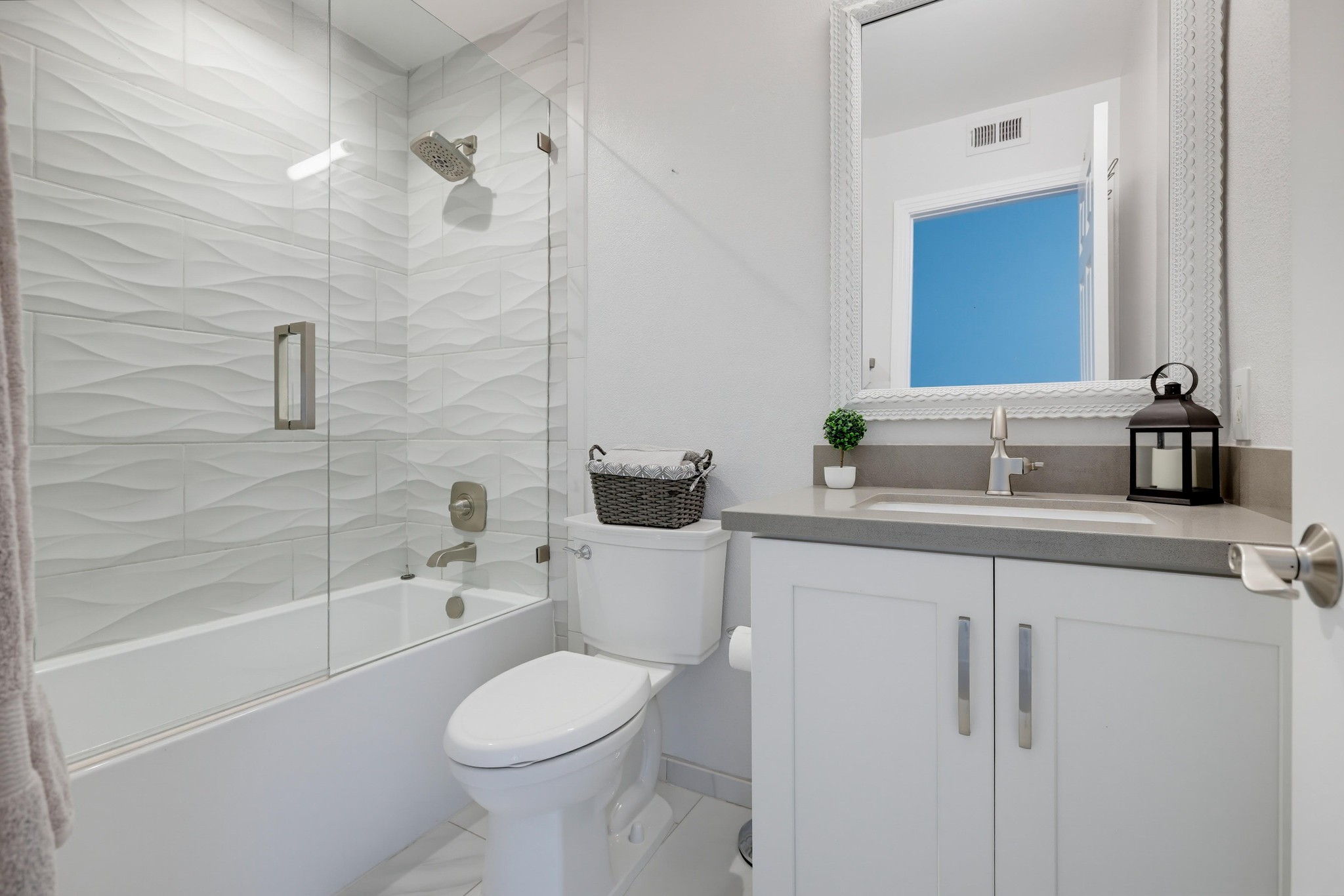 Virtual tour photo 74 of 86 for 88 Baycrest Ct