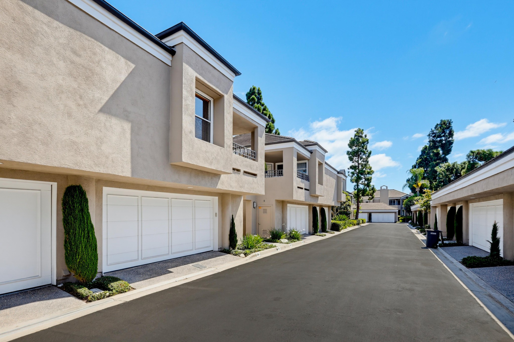 Virtual tour photo 82 of 86 for 88 Baycrest Ct