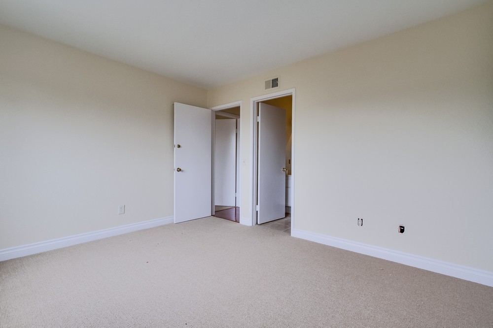 Virtual tour photo 23 of 32 for 8807 Friant Street