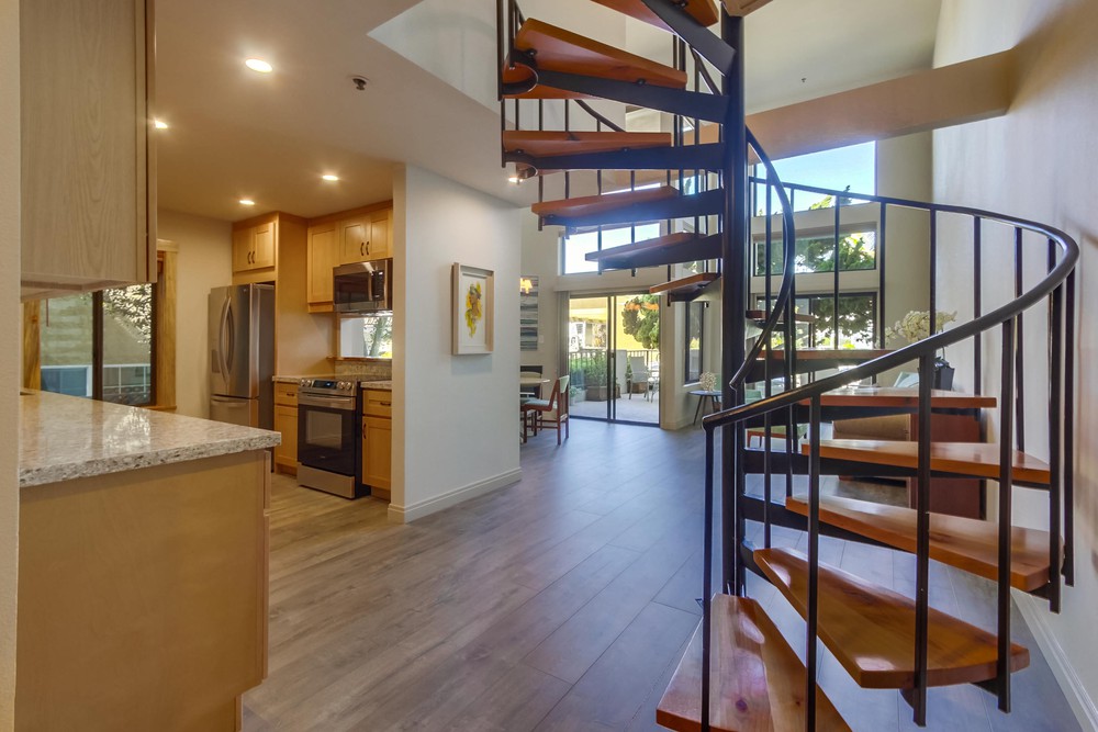 Virtual tour photo 7 of 42 for 881 Thomas Ave