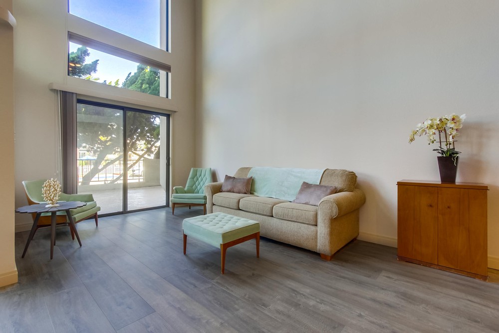 Virtual tour photo 9 of 42 for 881 Thomas Ave