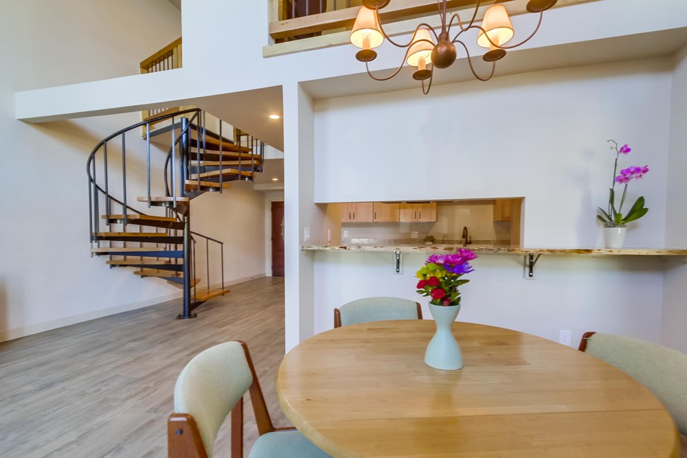 Virtual tour photo 14 of 42 for 881 Thomas Ave