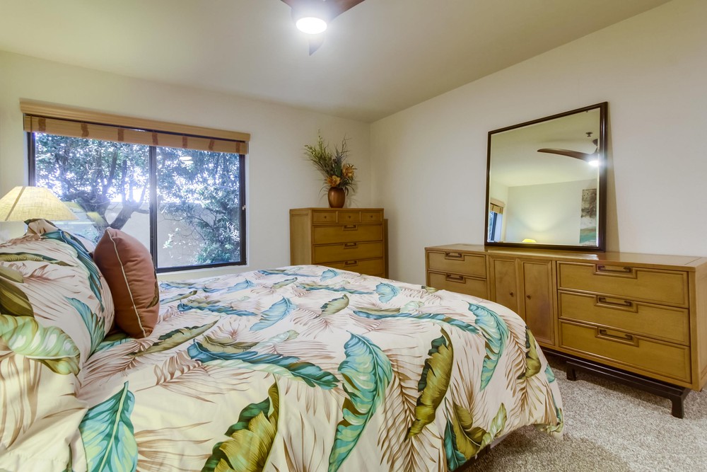 Virtual tour photo 33 of 42 for 881 Thomas Ave