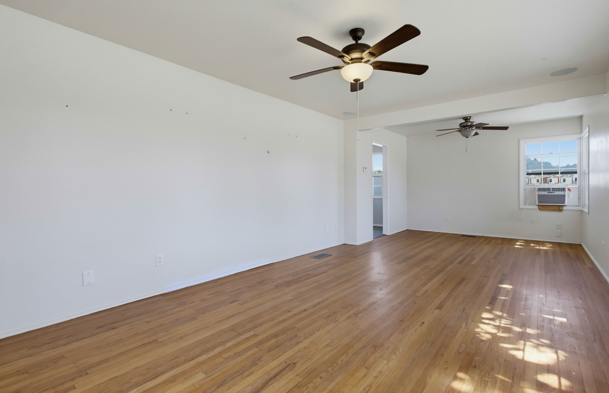 Virtual tour photo 6 of 53 for 8810 Hayes St