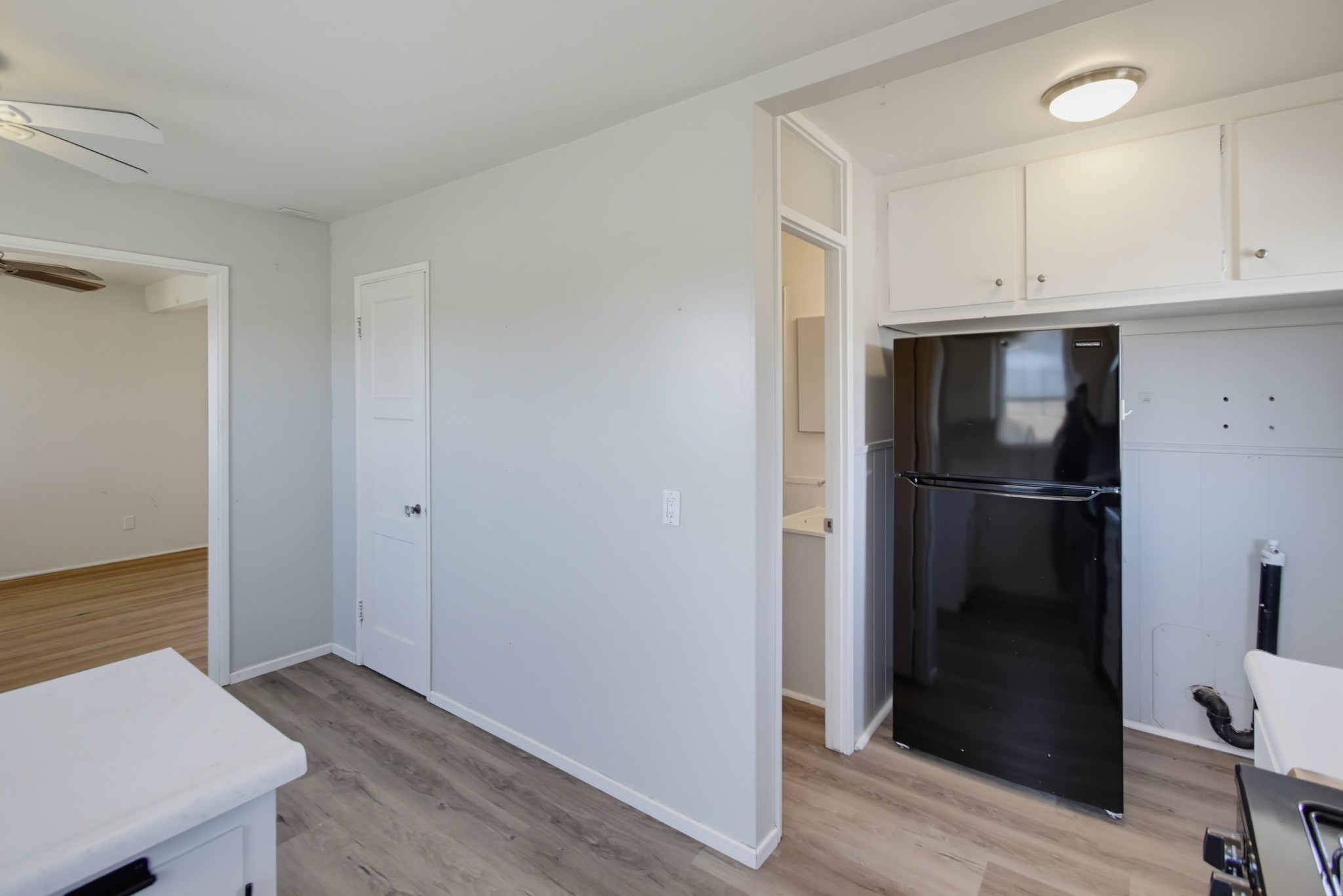 Virtual tour photo 16 of 53 for 8810 Hayes St