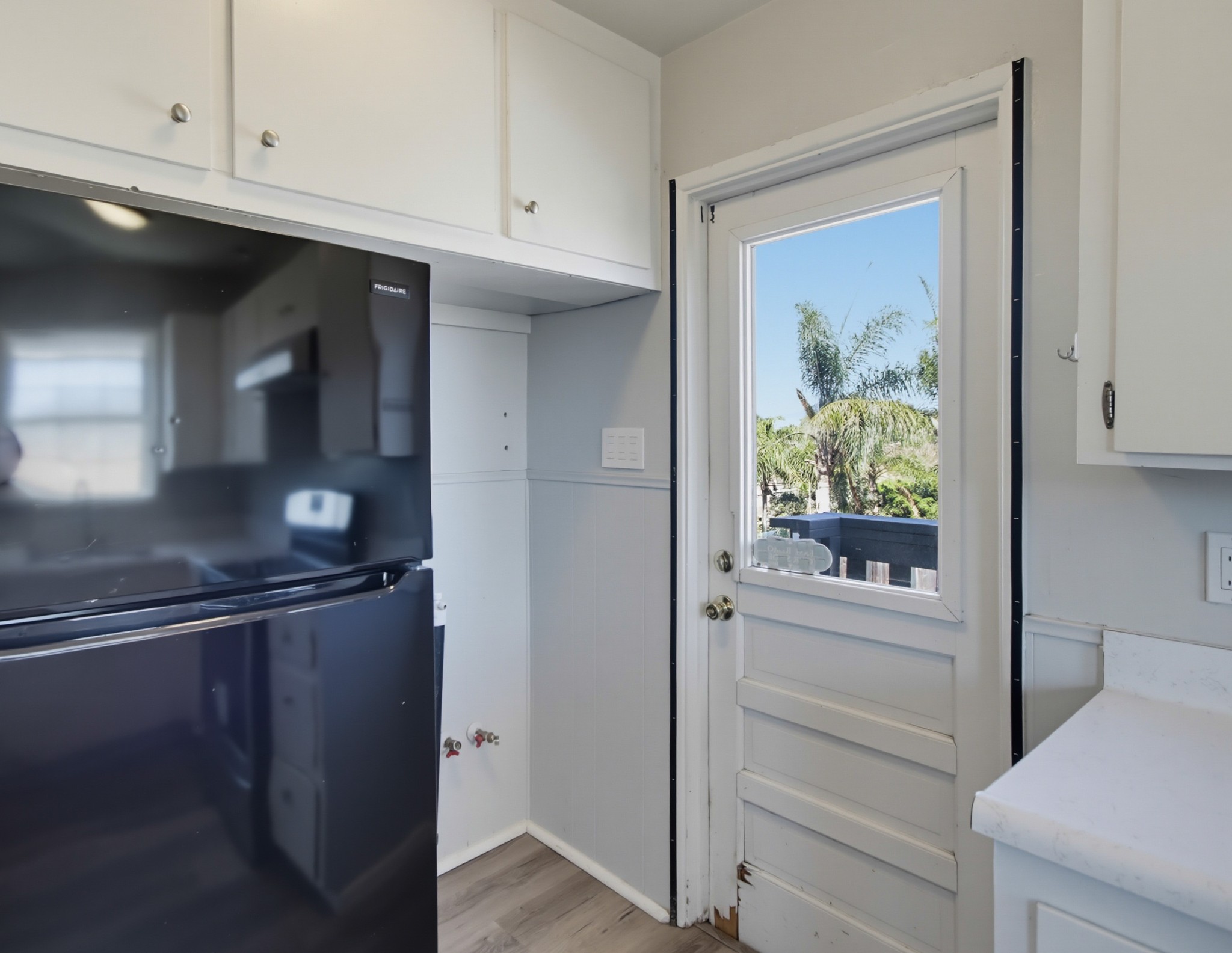 Virtual tour photo 17 of 53 for 8810 Hayes St