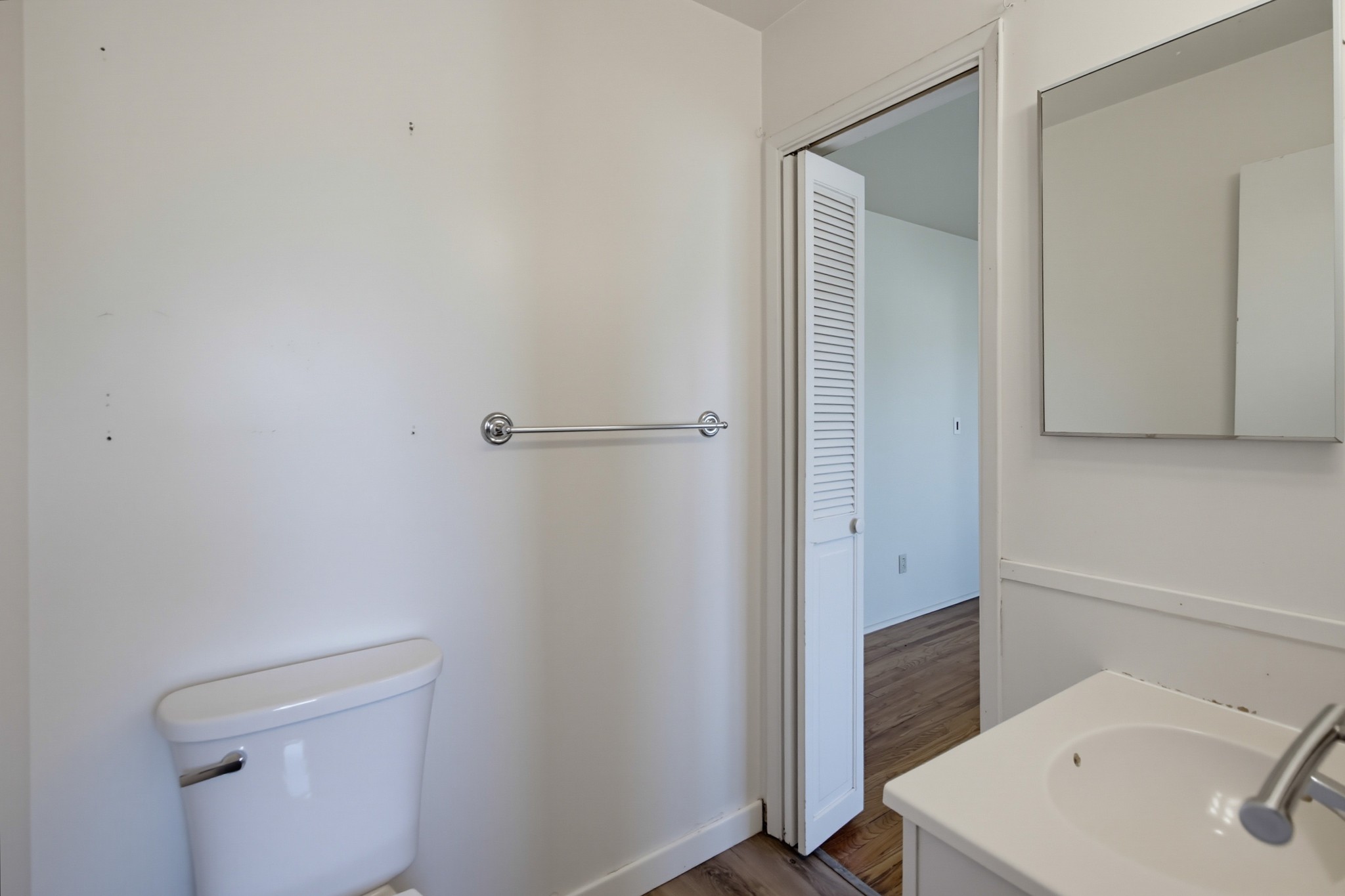 Virtual tour photo 19 of 53 for 8810 Hayes St