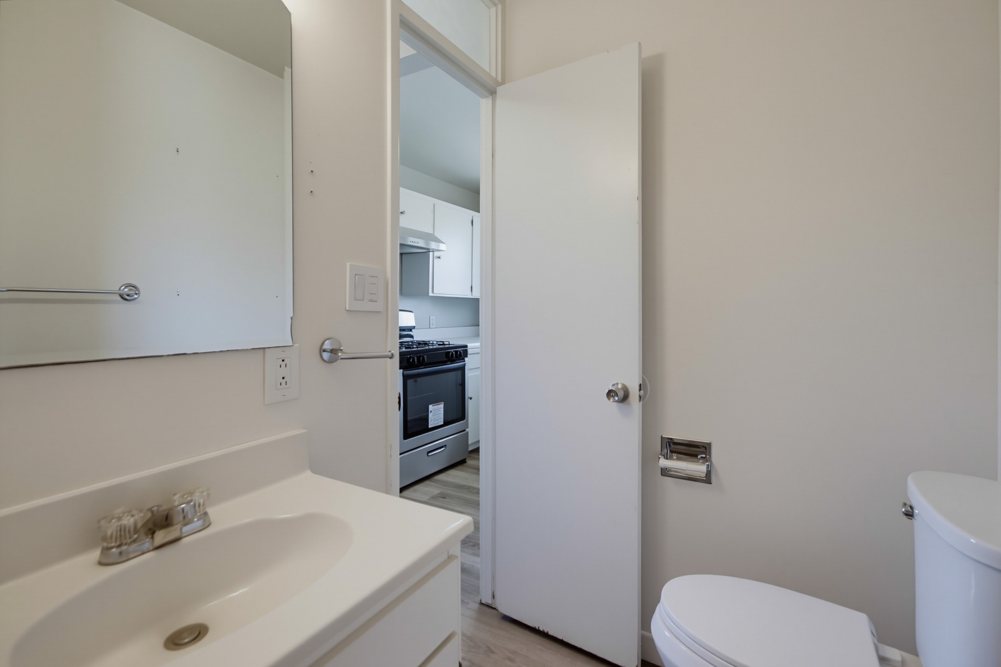 Virtual tour photo 20 of 53 for 8810 Hayes St