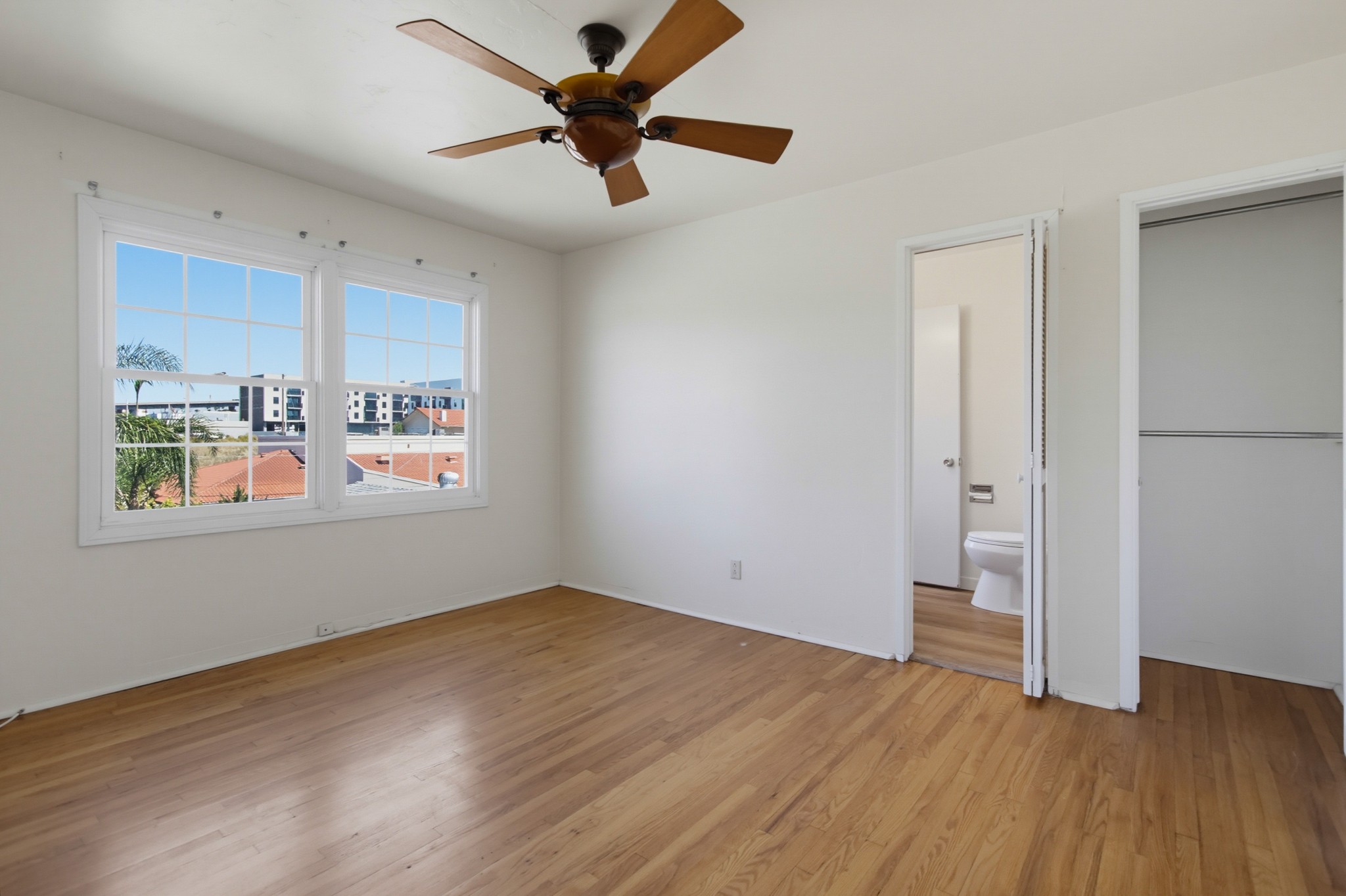 Virtual tour photo 28 of 53 for 8810 Hayes St