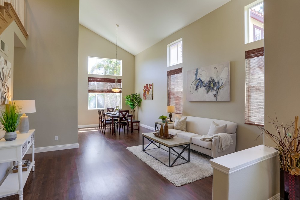 Virtual tour photo 9 of 52 for 8813 Gainsborough Ave