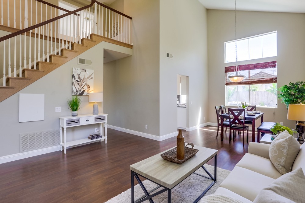 Virtual tour photo 10 of 52 for 8813 Gainsborough Ave