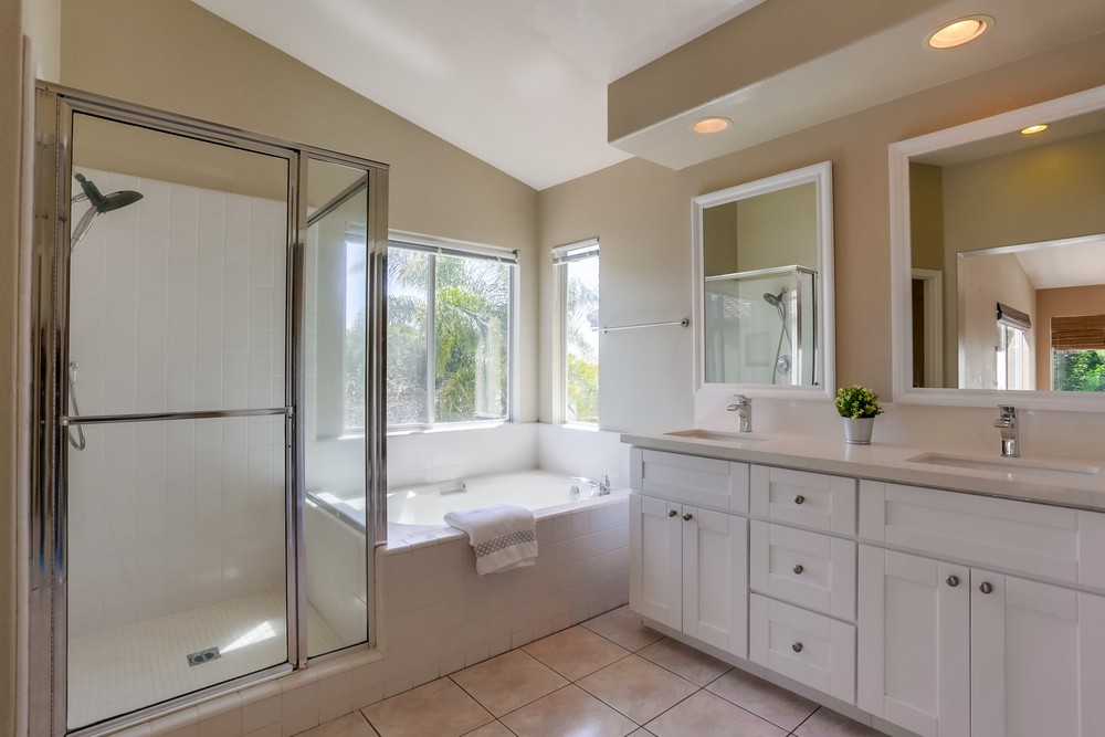 Virtual tour photo 34 of 52 for 8813 Gainsborough Ave