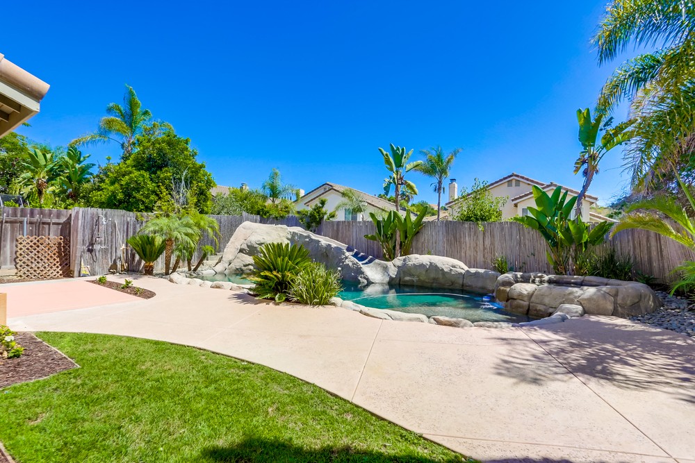 Virtual tour photo 51 of 52 for 8813 Gainsborough Ave