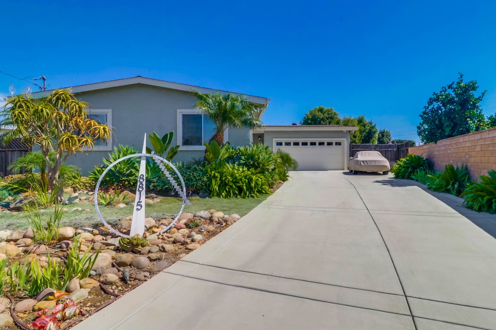 Virtual tour photo 1 of 59 for 8815 Greyling Pl