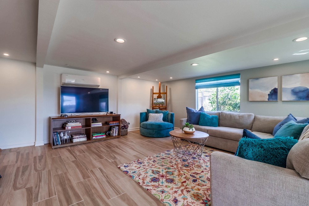 Virtual tour photo 16 of 59 for 8815 Greyling Pl