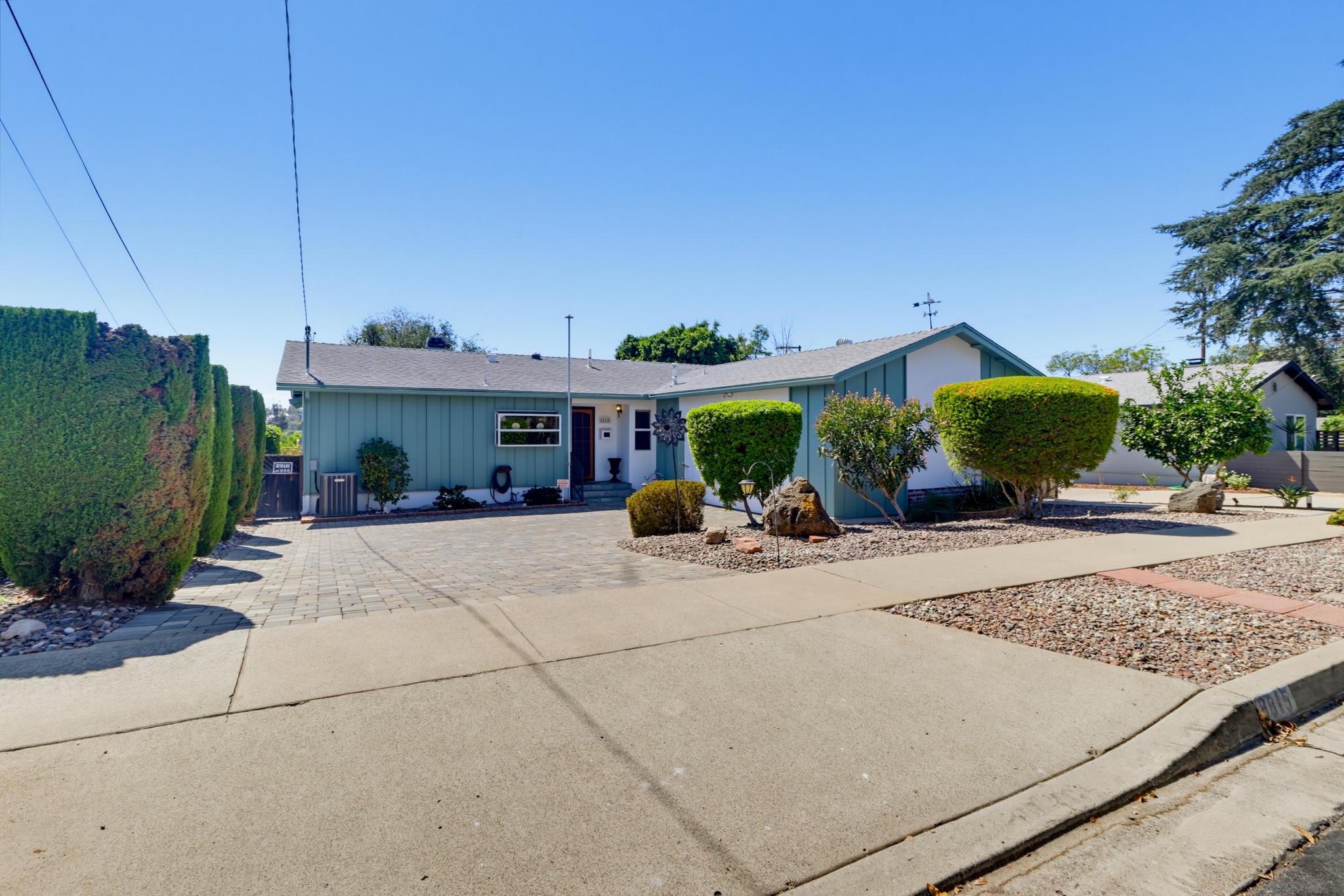 Virtual tour photo 1 of 59 for 8815 Joris Way