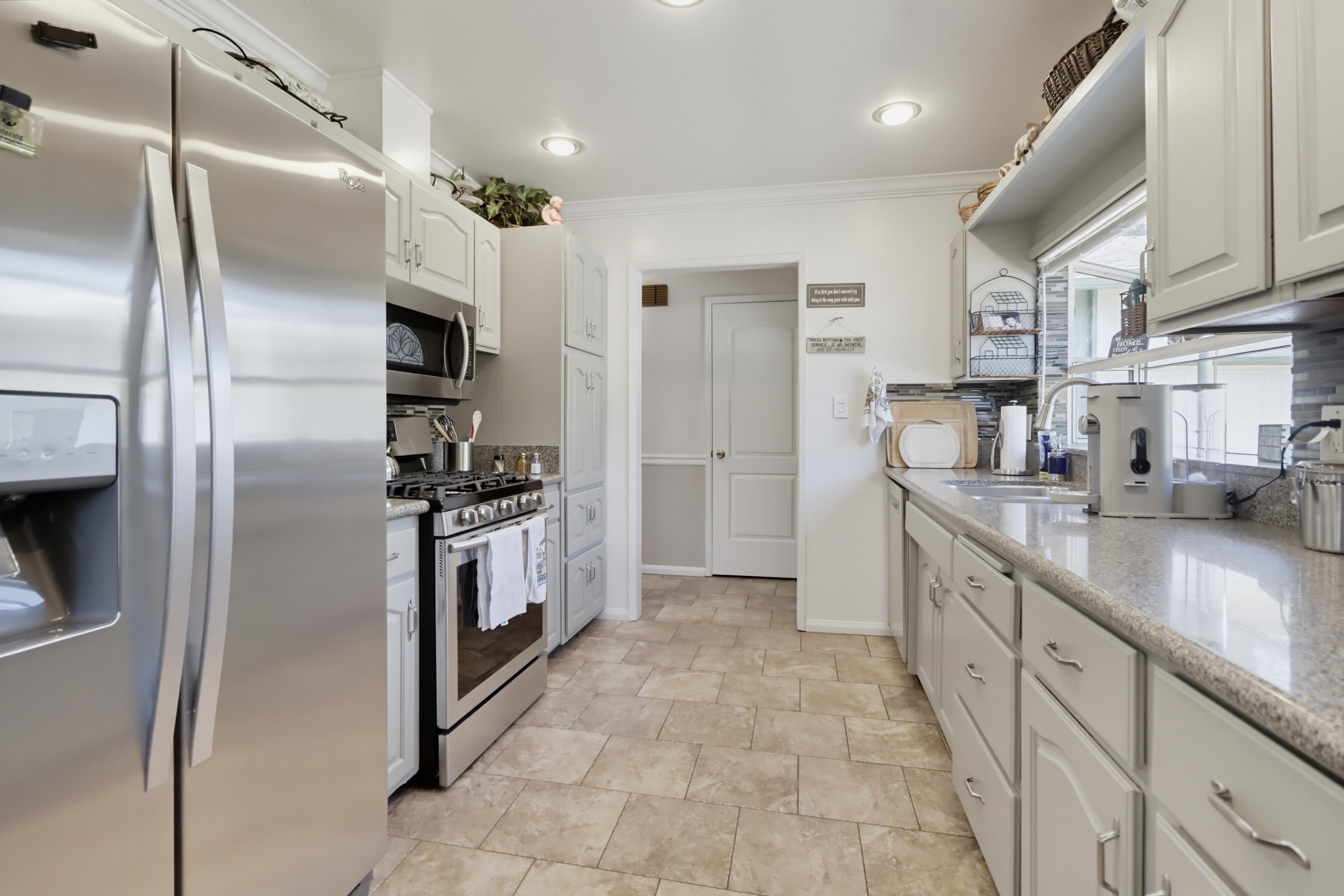 Virtual tour photo 11 of 59 for 8815 Joris Way