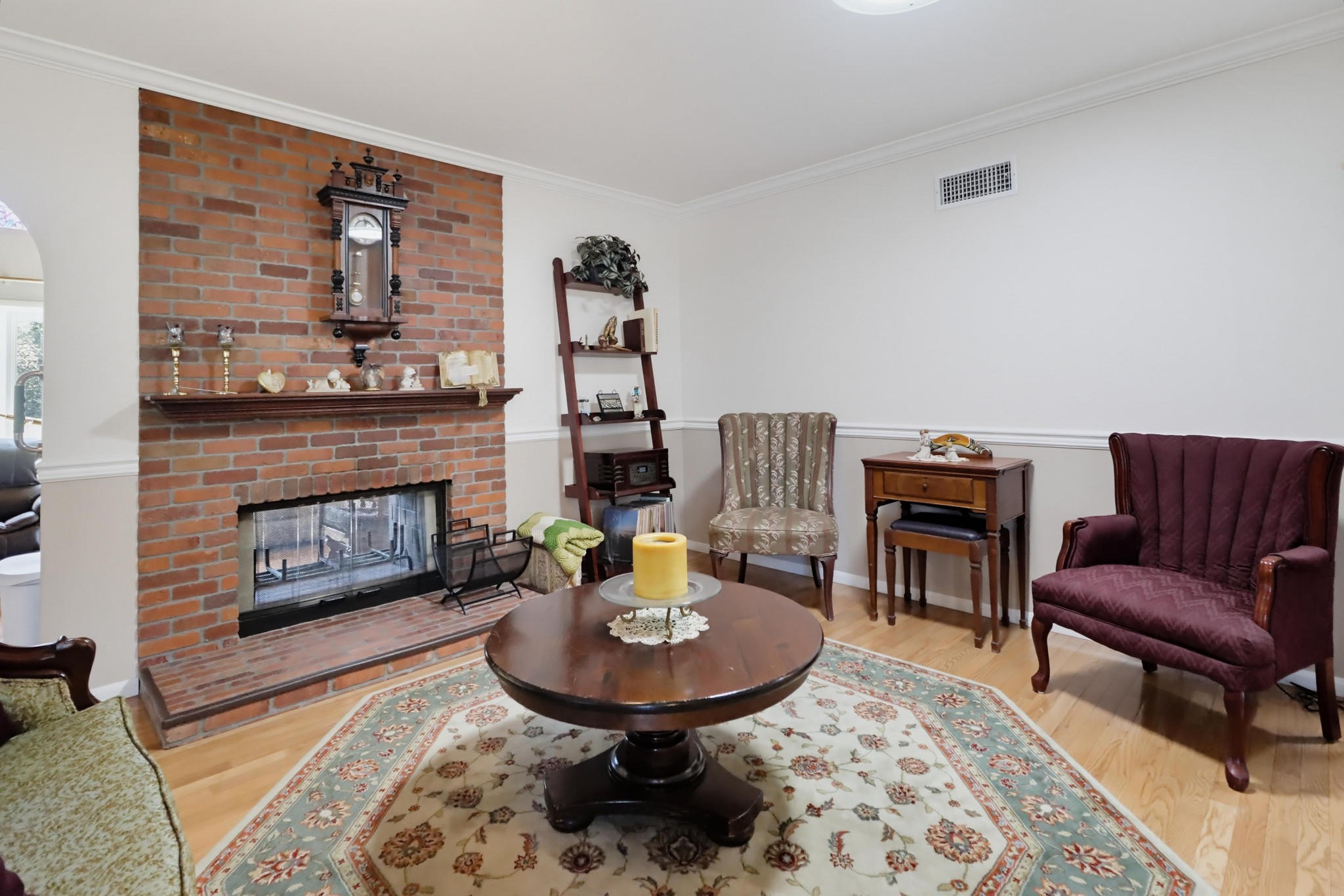 Virtual tour photo 18 of 59 for 8815 Joris Way