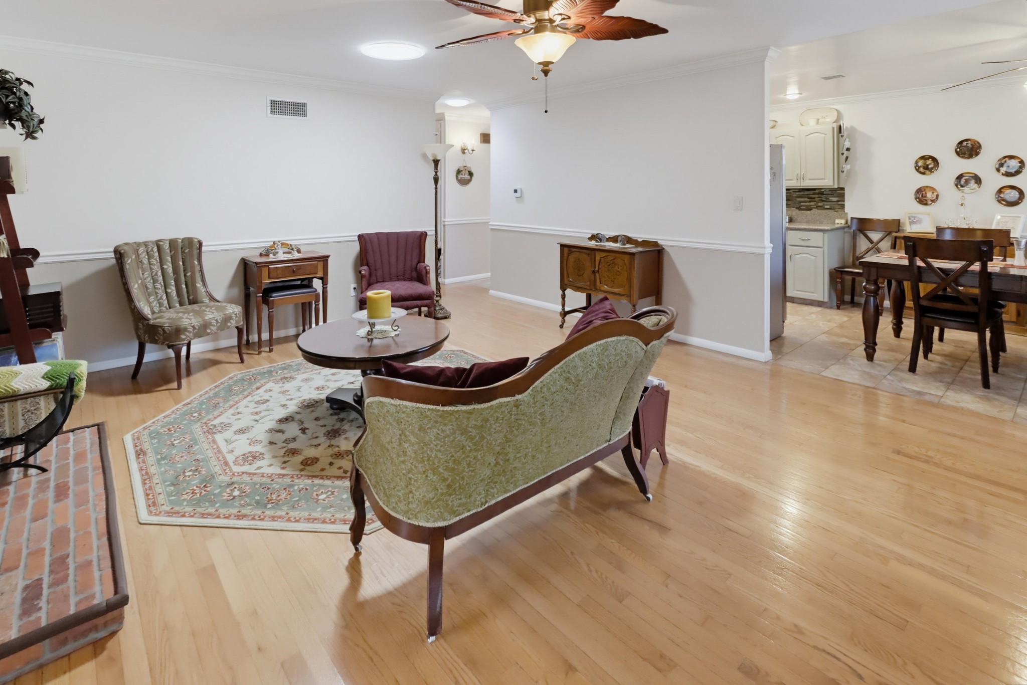 Virtual tour photo 19 of 59 for 8815 Joris Way